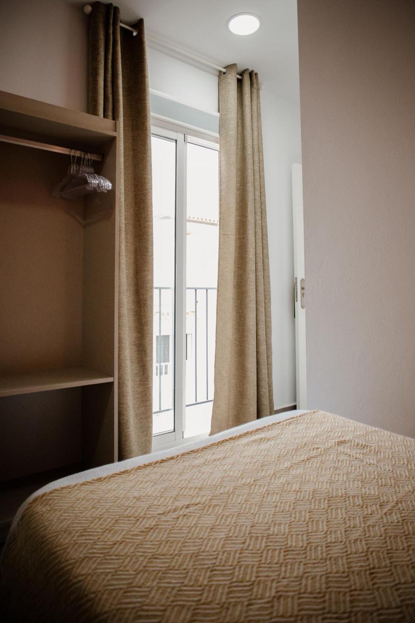 Apartamentos Turisticos Mastil 16 มาลากา ภายนอก รูปภาพ
