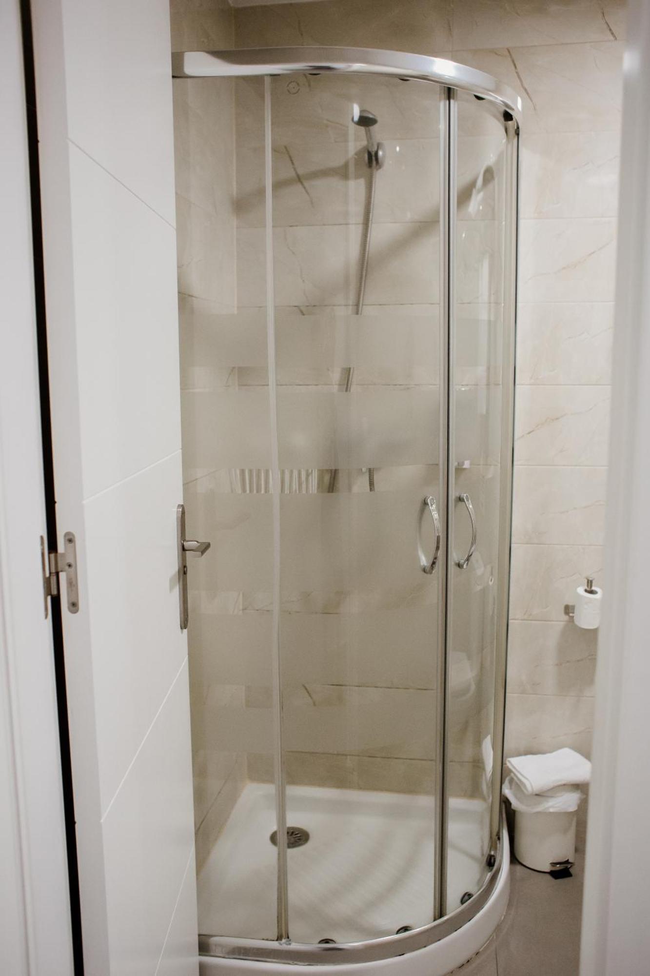 Apartamentos Turisticos Mastil 16 มาลากา ภายนอก รูปภาพ