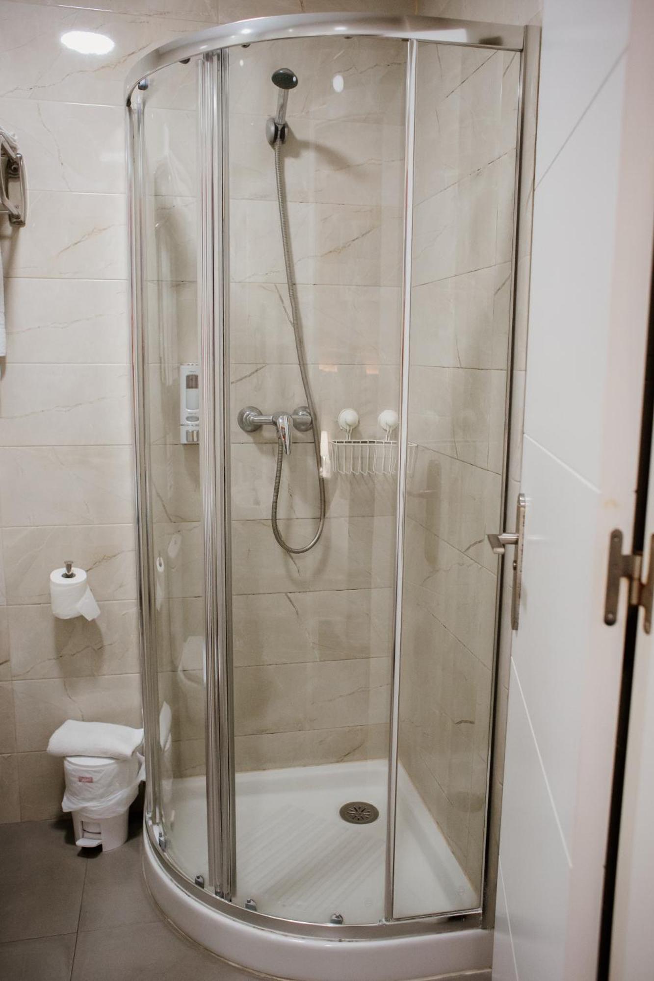 Apartamentos Turisticos Mastil 16 มาลากา ภายนอก รูปภาพ